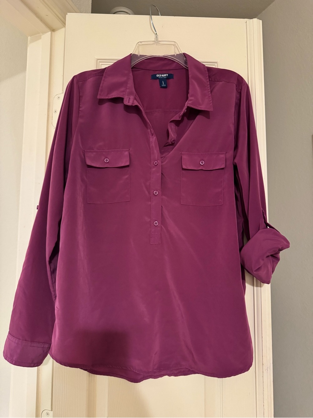 Old Navy Women's Button-Front Tunic in Plum with adjustable sleeves
